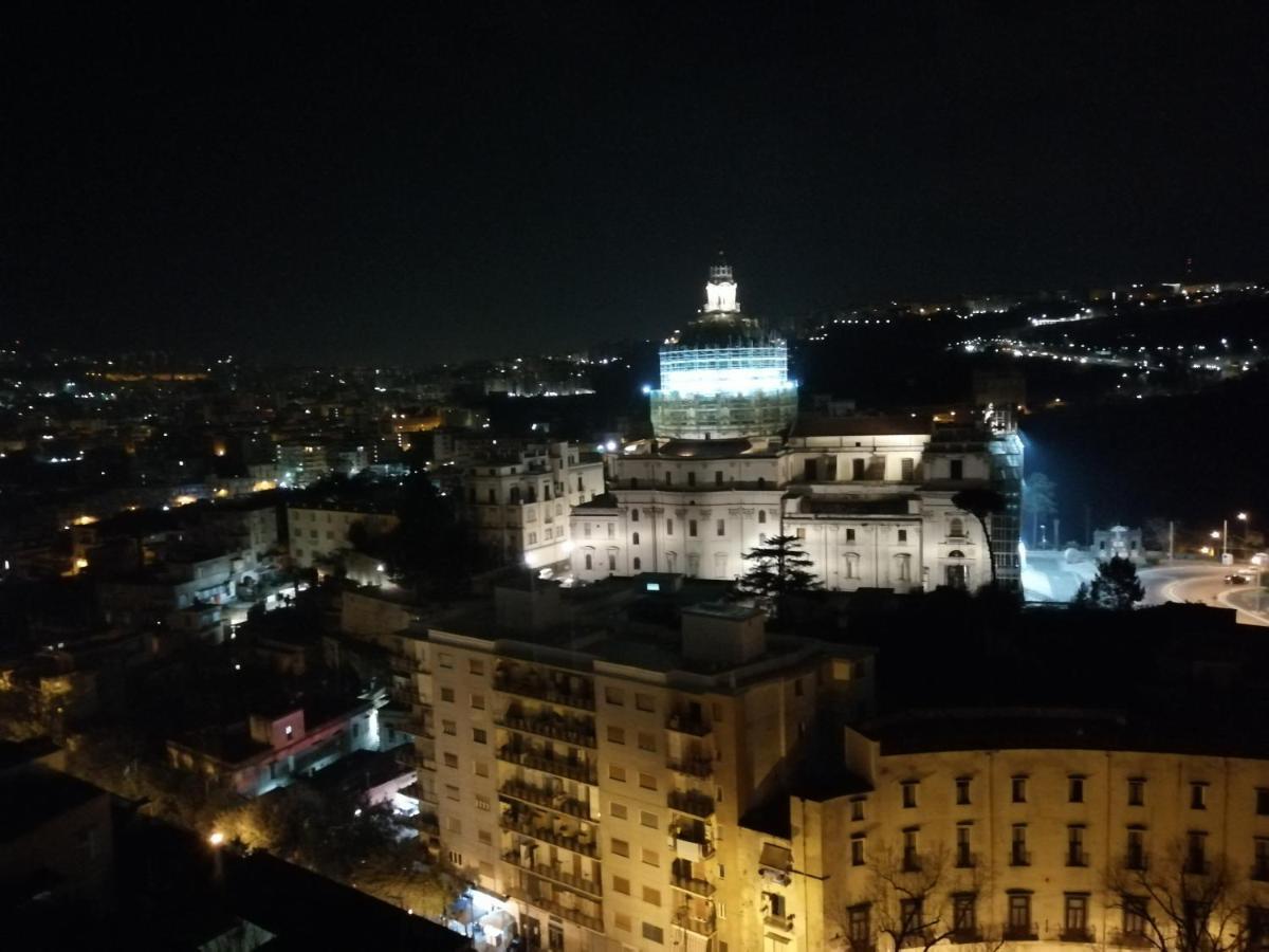 Bed & Breakfast Red House Napoli